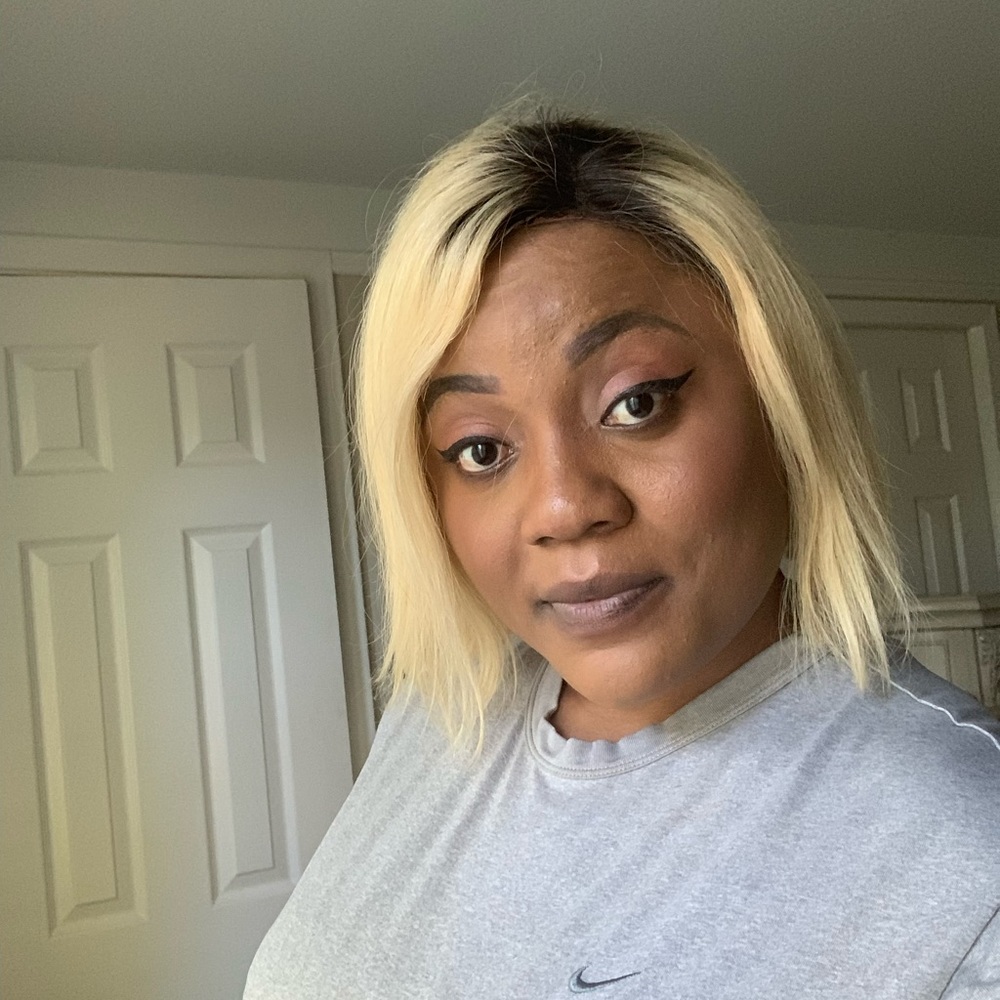 Meet your Posher, Annie pamela